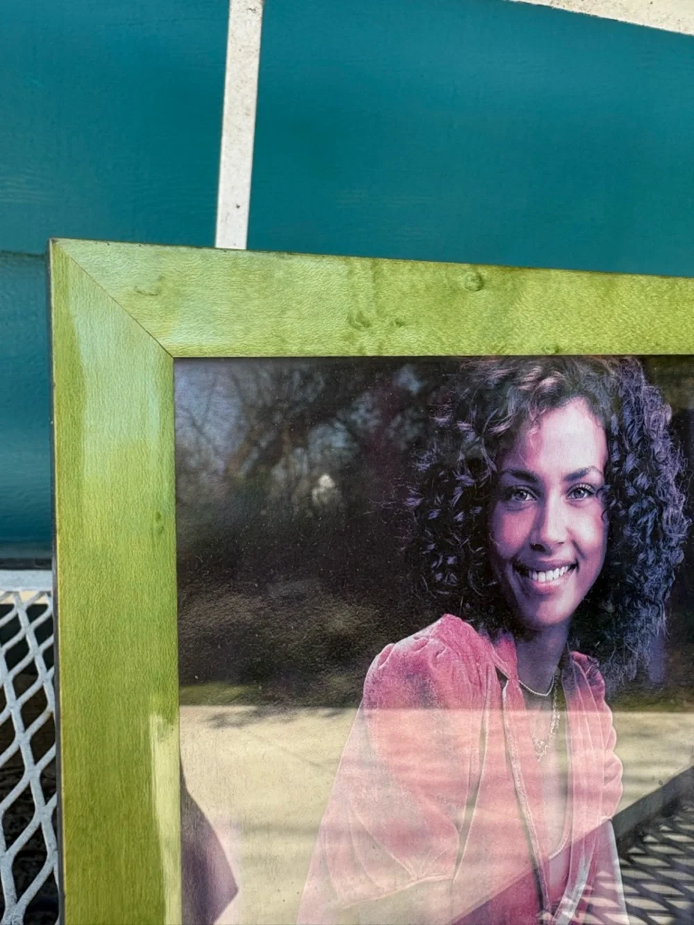 5x7 STAINED GREEN WOODEN PICTURE FRAME